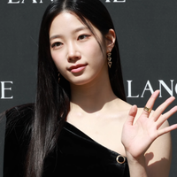 Kazuha of Le Sserafim, April 5, 2024 (2)