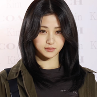 Huh Yunjin of Le Sserafim, January 10, 2025
