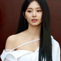 Tzuyu at Gucci Ancora on 05032024 (5)